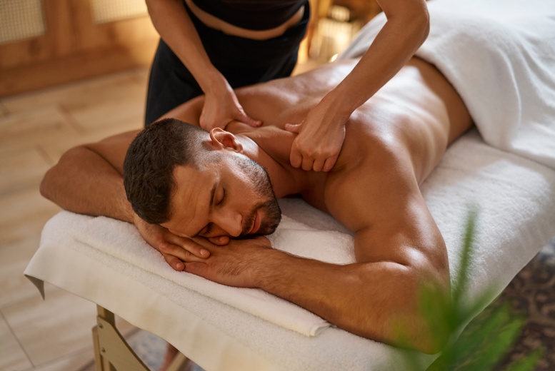 1-Hour Sports Massage - Soho | Wowcher