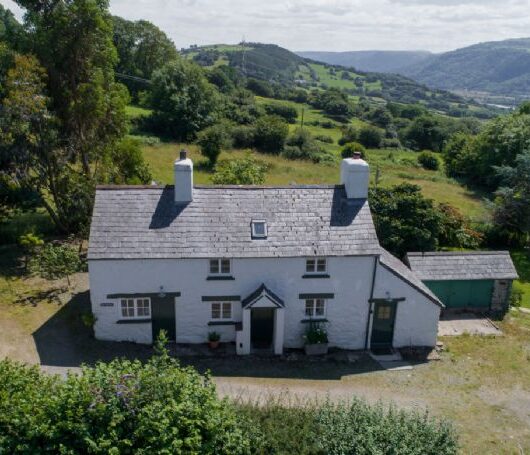 Bryn Rhydd